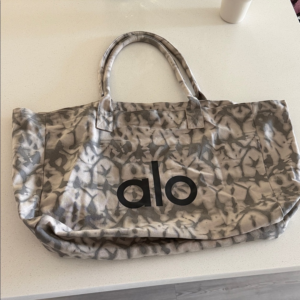 ALO tote  ALO bag